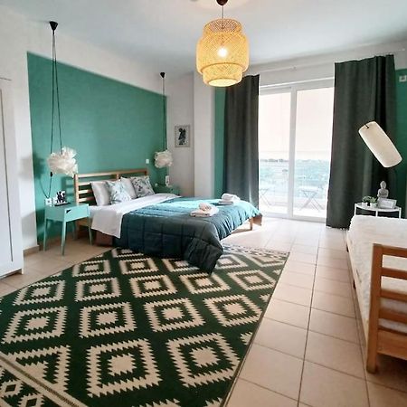 קלמאטה Comfy City Hideaway מראה חיצוני תמונה